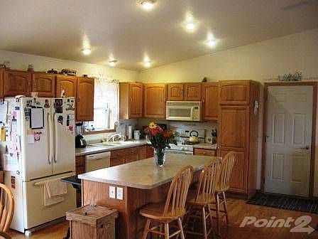 2011 Cornflower Way_Kitchen