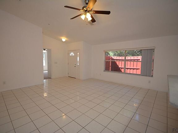 4th image of 222 Coral Reef Ct N