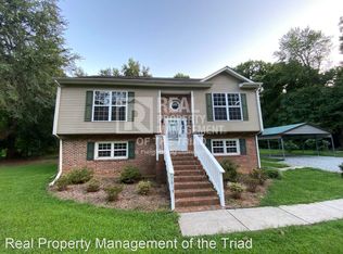 7613 Flormont Dr, High Point, NC 27265