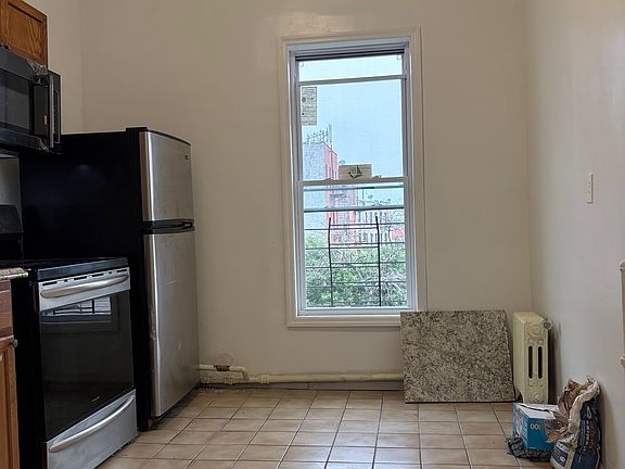 2nd image of 1716 Adams St Unit 2