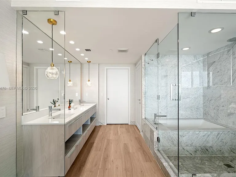3131 NE 7th Ave #2101 — Photo 31
