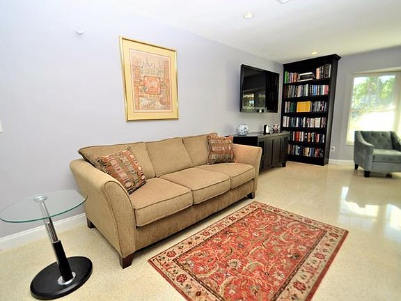 5th image of 3308 San Gabriel St