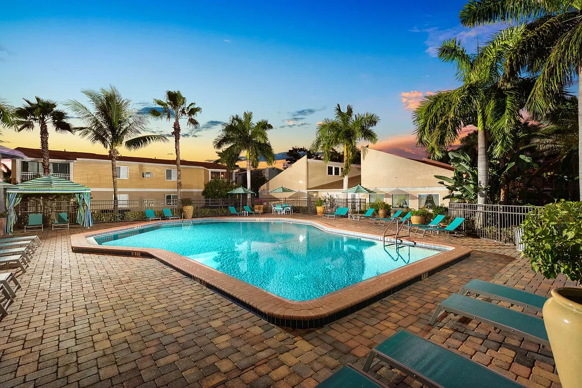 Building Photo - Cypress Winds Apartment Homes