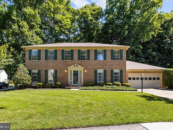 2nd image of 1678 Wickham Way