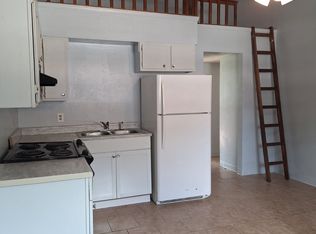 102 & 100 Gregory Dr #3, Green Forest, AR 72638