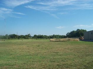 1103 N 3rd St, Grove, OK 74344