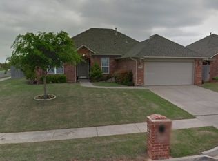 1700 SW 32nd St, Moore, OK 73160