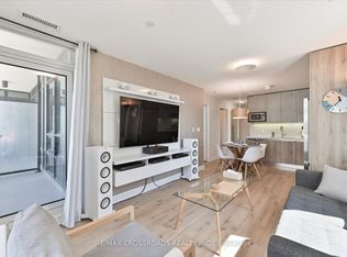 25 Water Walk Dr #308, Markham, ON L6G 0G3
