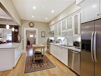 5th image of 313 Parnassus Ave