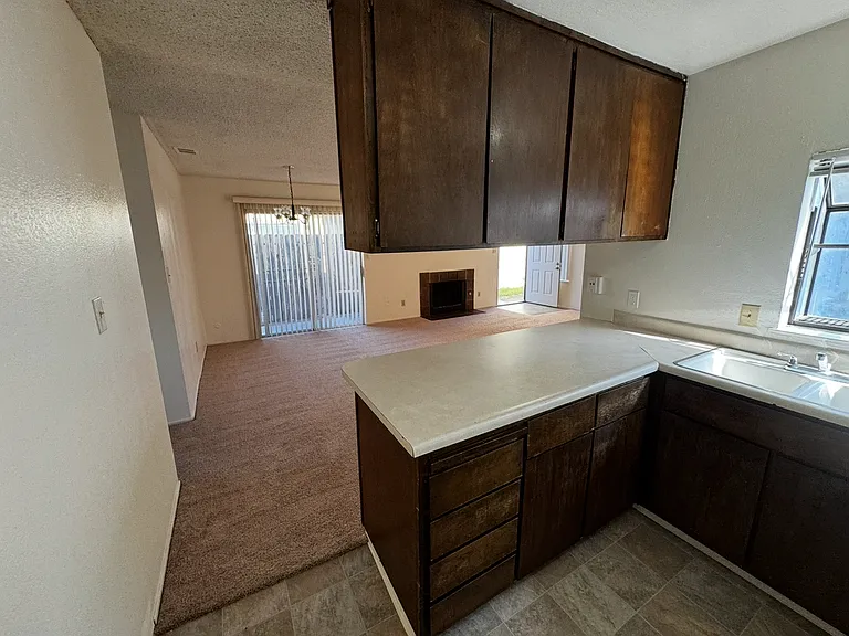 2586 Gillimer Dr — Photo 8
