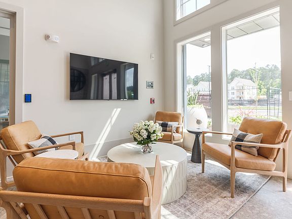 5th image of 500 Fox Farm St #1111