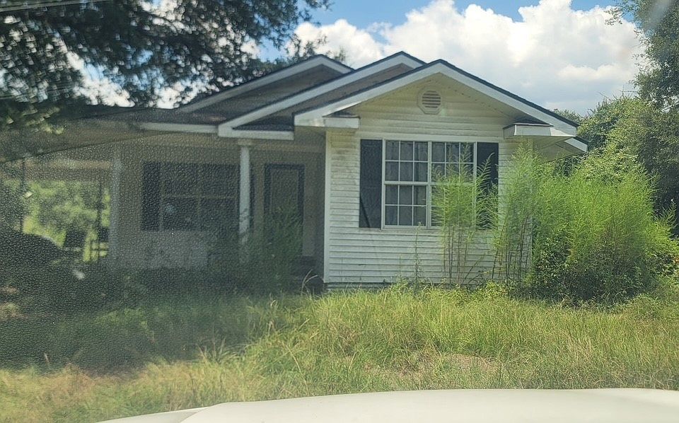 1st image of 1358 Longacre Rd