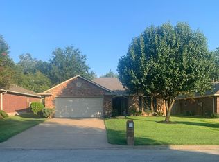 1721 Beaver Pond Ct, Bryan, TX 77807