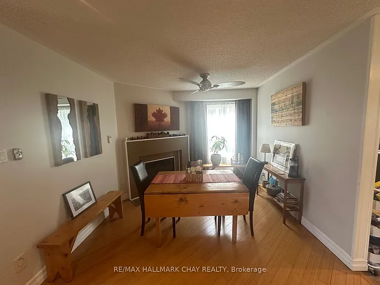 10 Longman Dr — Photo 5