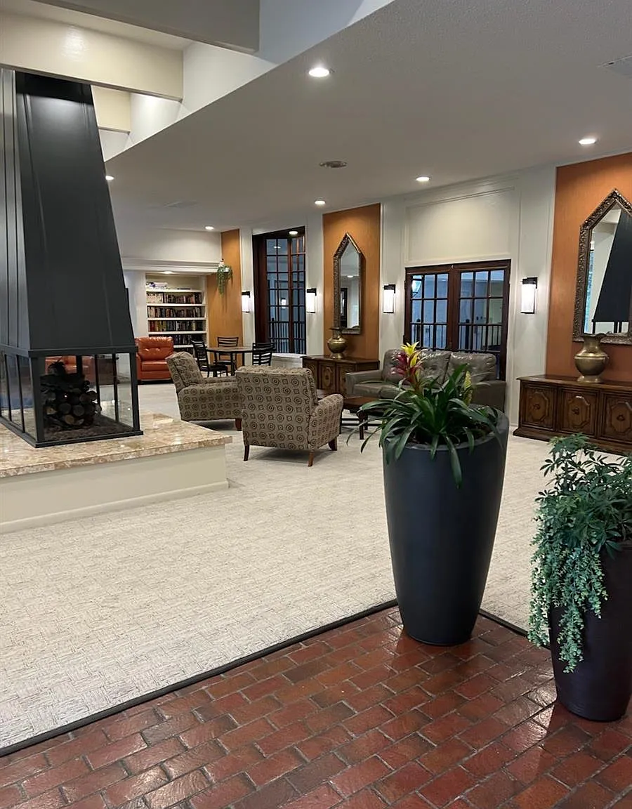 2 bed, 2.0 bath, 1050 sqft, $1,650 — Photo 3