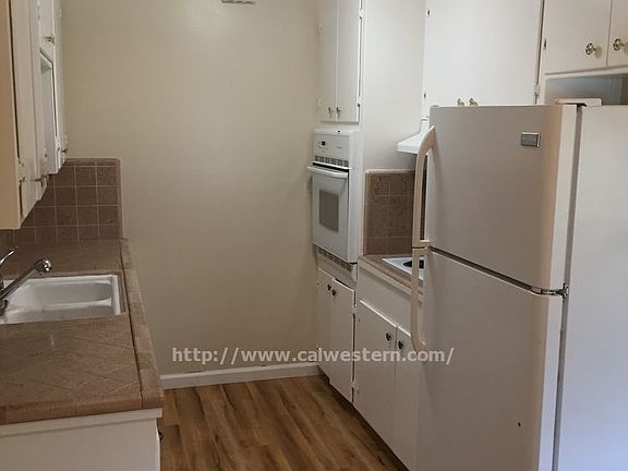 3rd image of 2245 Royal Dr APT 3