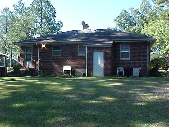 2nd image of 1302 Woodside Dr W