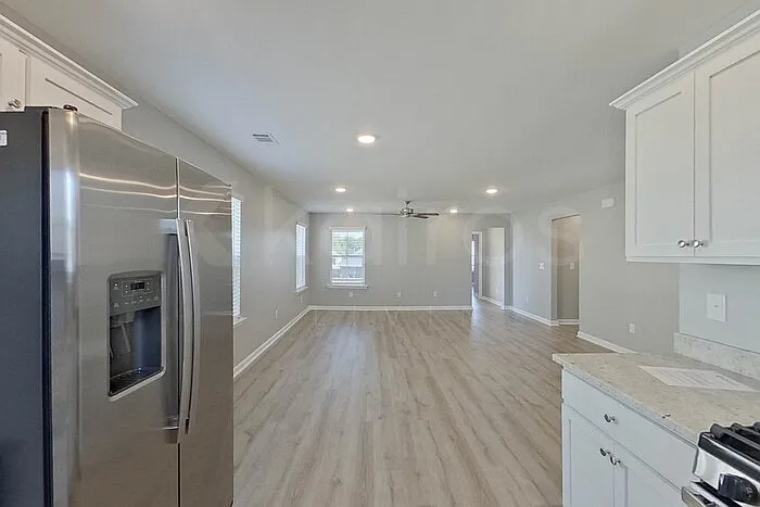 117 Denise Dr — Photo 5