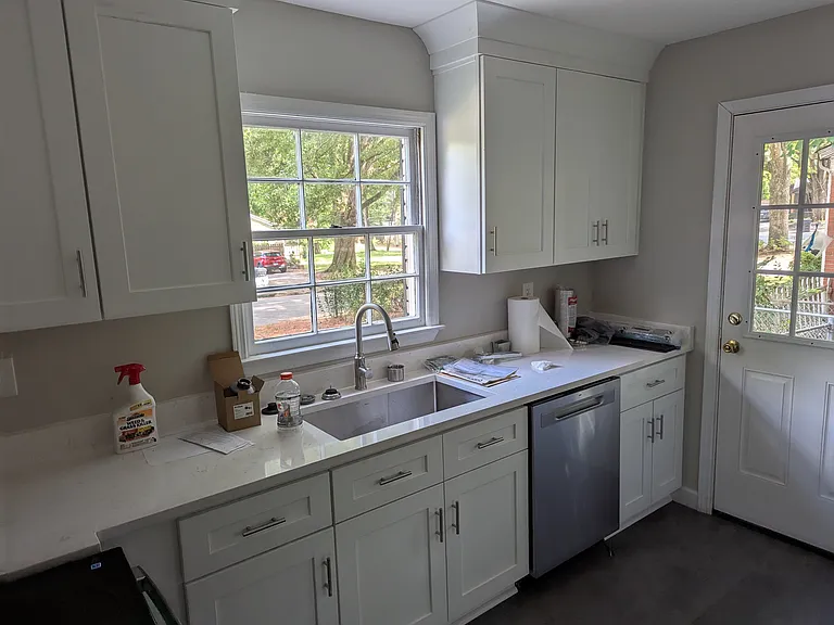 1709 Anderson St — Photo 3