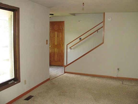 4th image of 1378 Dove Ct