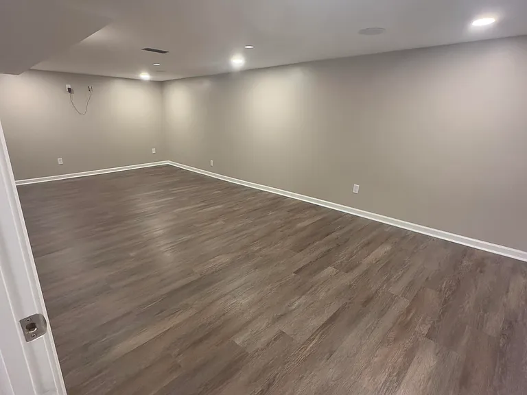 305 Moser Rd — Photo 17