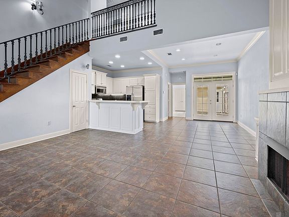 3rd image of 9334 Pine Cone Ct