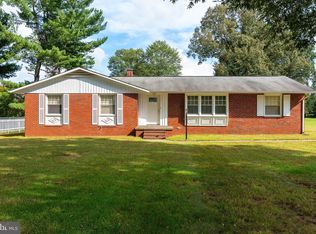 9201 Jefferson Davis Hwy, Fredericksburg, VA 22407