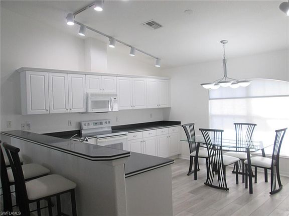 3rd image of 6751 Blake Pledger Ct