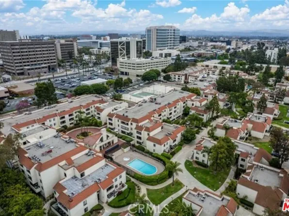 600 W 3rd St APT A312, Santa Ana, CA 92701