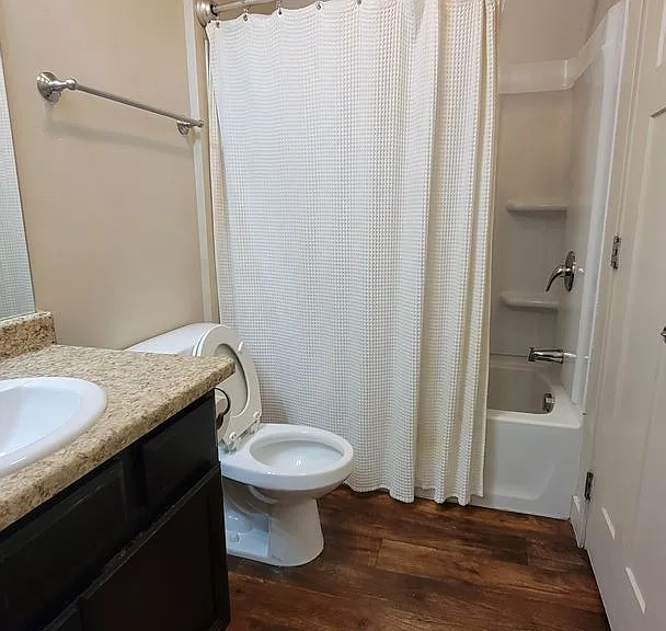 358 N 680 E — Photo 13