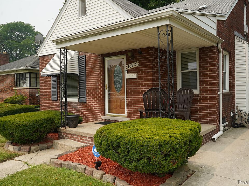 1st image of 10917 Beaconsfield St