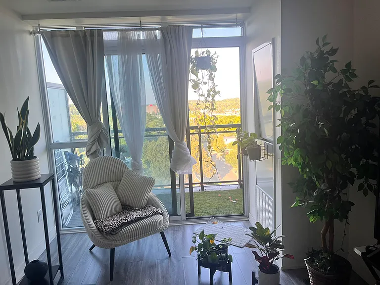 128 King St N #1101 — Photo 5