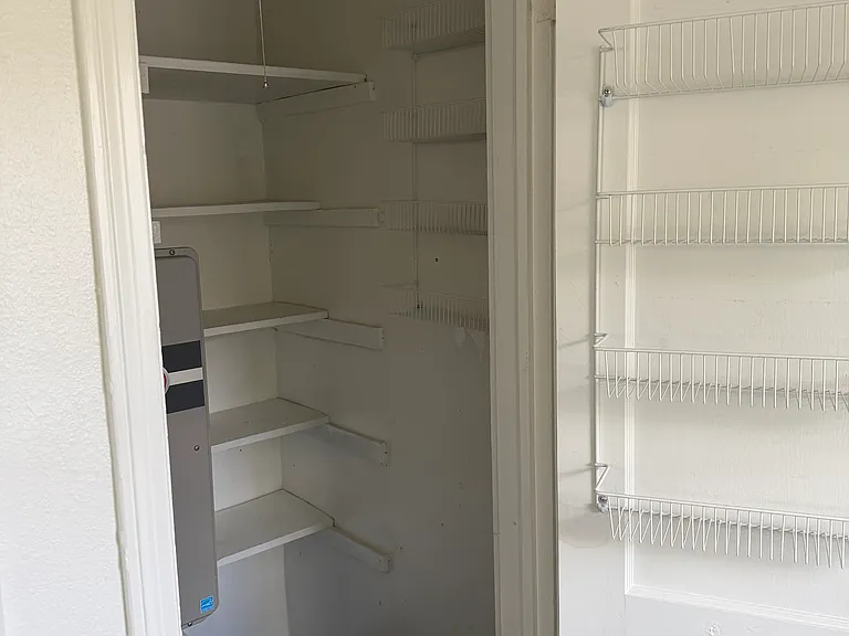 312 E C Ave — Photo 12