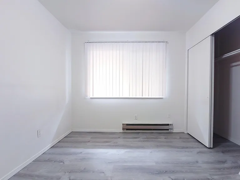 Renovated 1 Bedroom Apartment Close to UNM, CNM, and Roosevelt Park — Photo 15