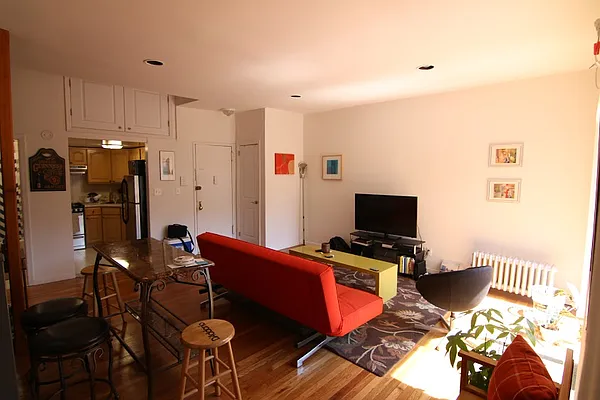 Rented by America Mecca Realty LLC | media 37