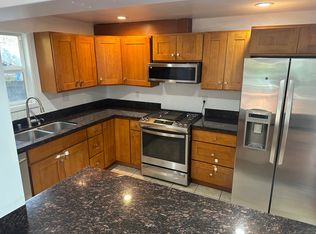 908 25th Ave APT 1, Seattle, WA 98122