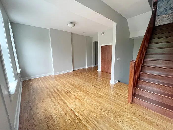 1 bed, 1.0 bath, $1,395 — Photo 2