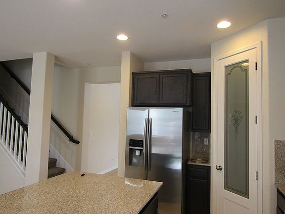 5th image of 2579 Gold Hill St