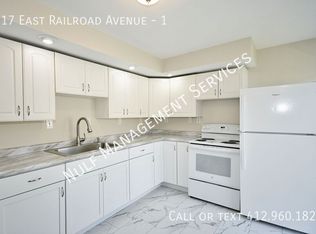 517 E Railroad Ave #1, Verona, PA 15147
