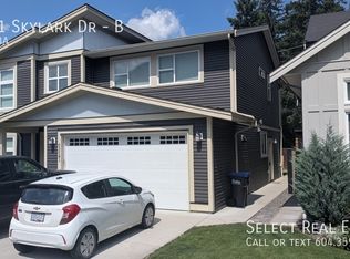 65541 Skylark Dr #B, Hope, BC V0X 1L1