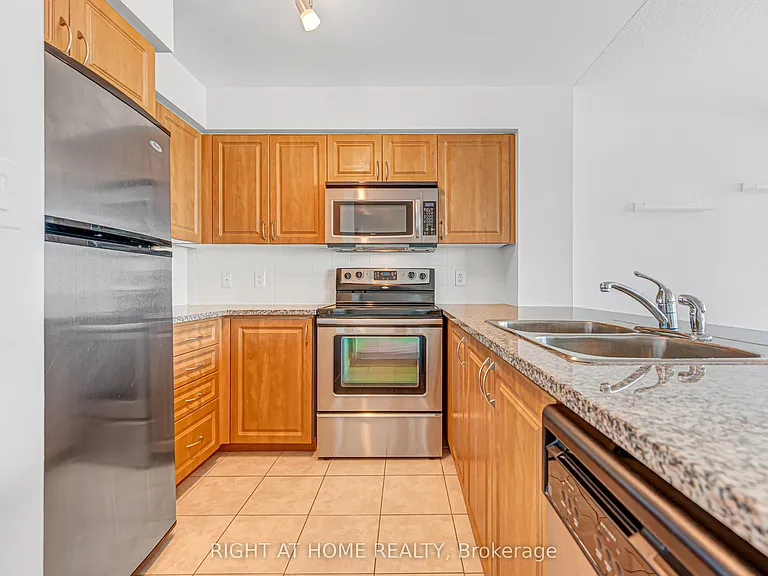 208 Enfield Pl #2902 — Photo 13
