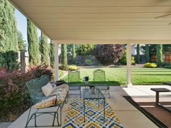 13315 N Rivercrest Dr, Waterford, CA 95386
