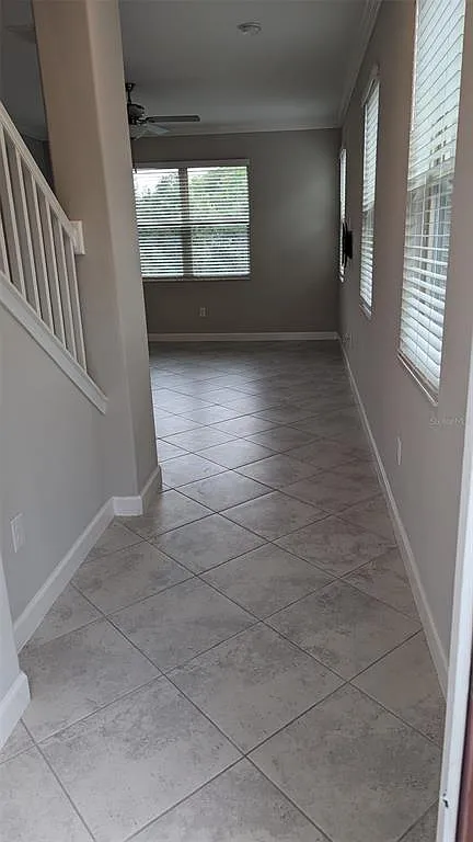 3 bed, 2.5 bath, 1801 sqft, $2,450 — Photo 4