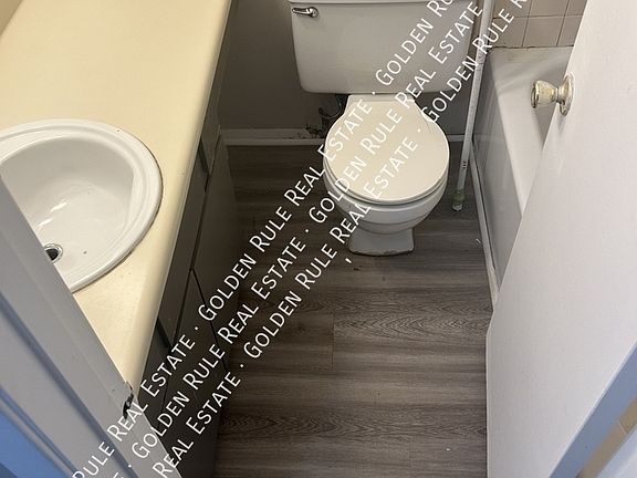 4th image of 108B Village Ln