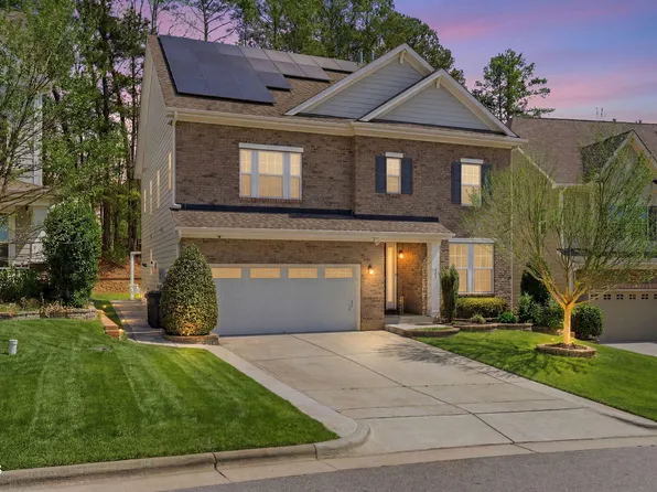 721 Vine Pond Ct, Apex, NC 27523