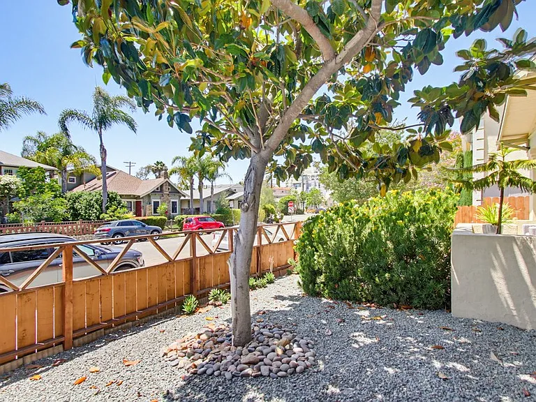4081 1st Ave — Photo 32