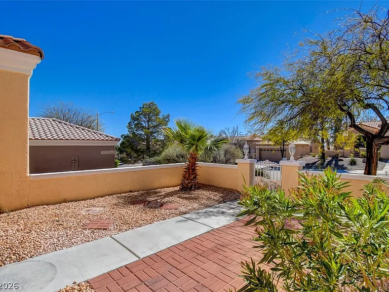 10800 Mission Lakes Ave — Photo 39