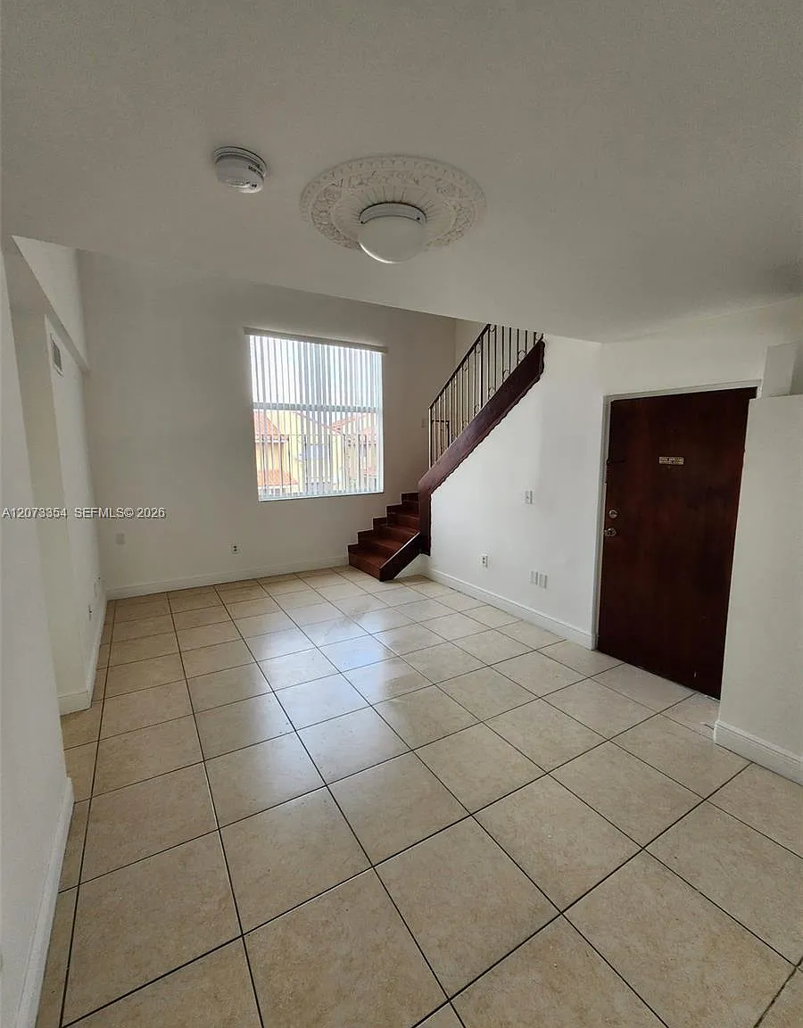 Residencial El Prado Cond — Photo 1