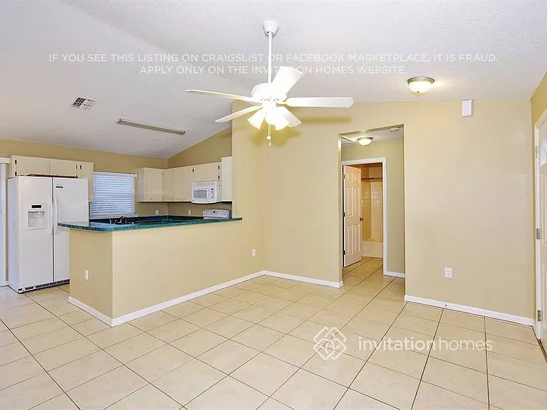 711 Hawk Ln — Photo 5