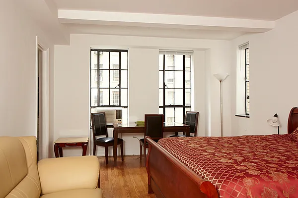 Rented by Brown Harris Stevens | media 34